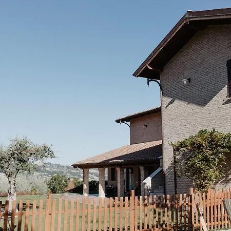 アパート Cantina Le Cana Carassai