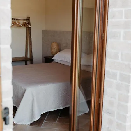 Cantina Le Cana アパート Carassai